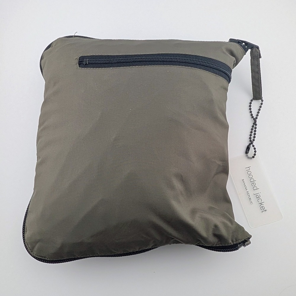 Vintage Banana Republic Jacket Minimalist Zip Tech Windbreaker Pouch 2000 NWT M - Picture 14 of 14